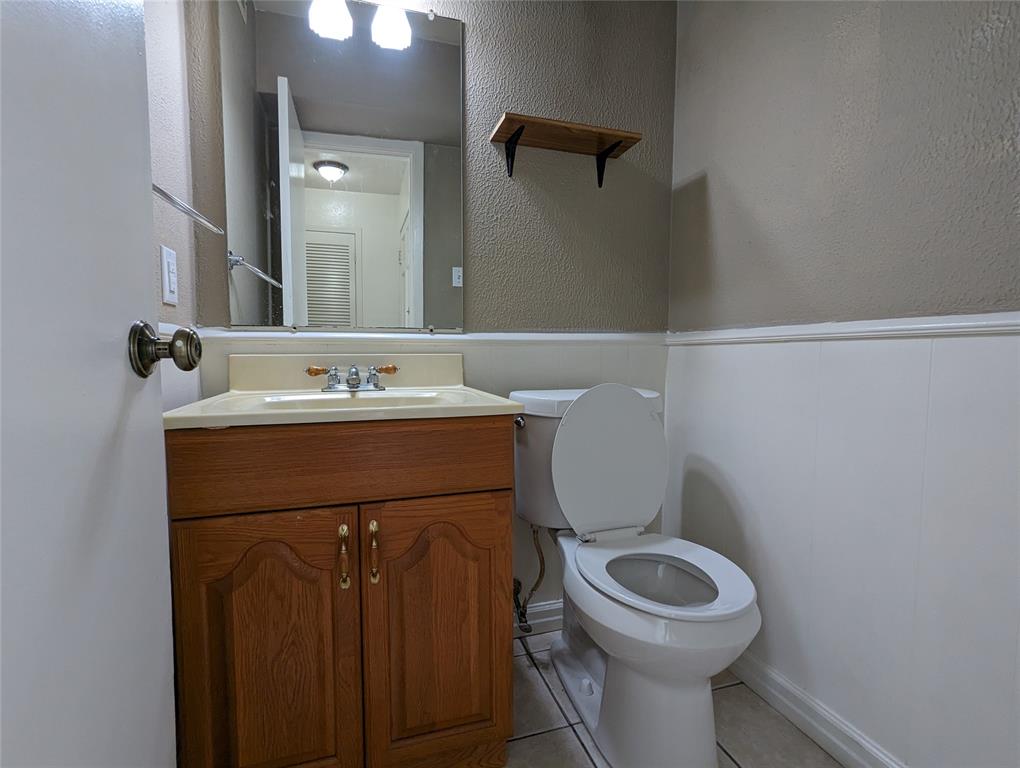 L H Bomar - Residential Lease