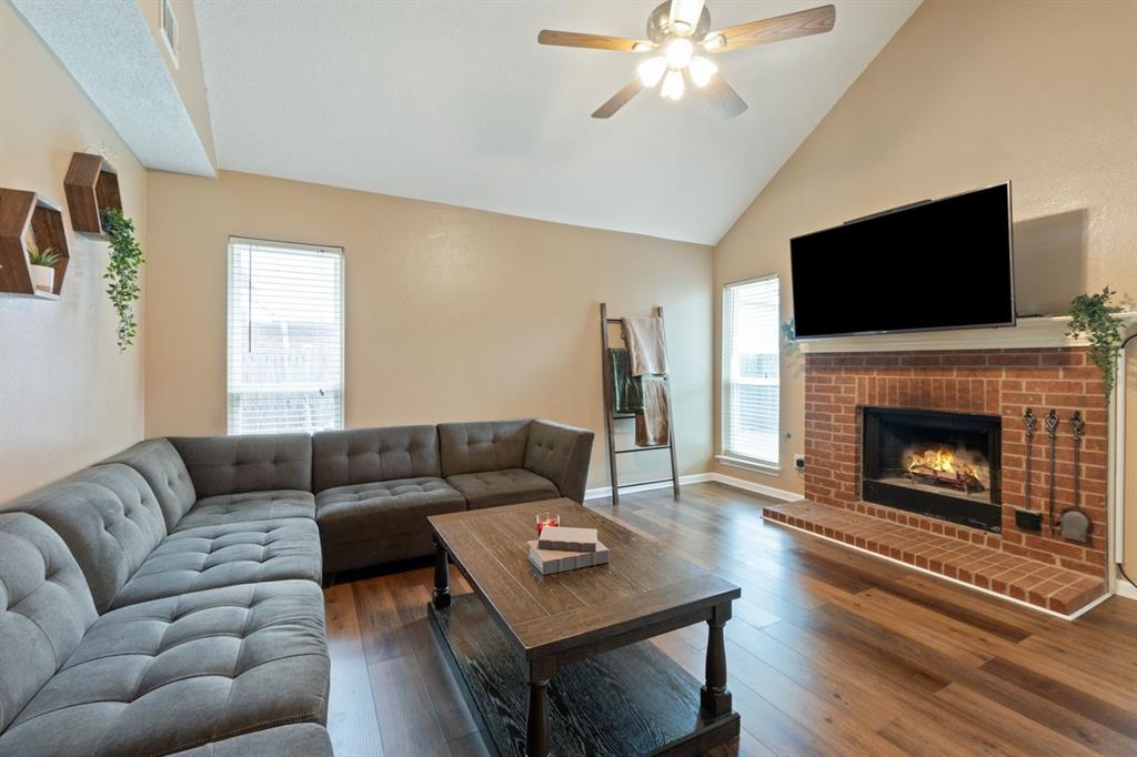 4548 Queenswood Drive