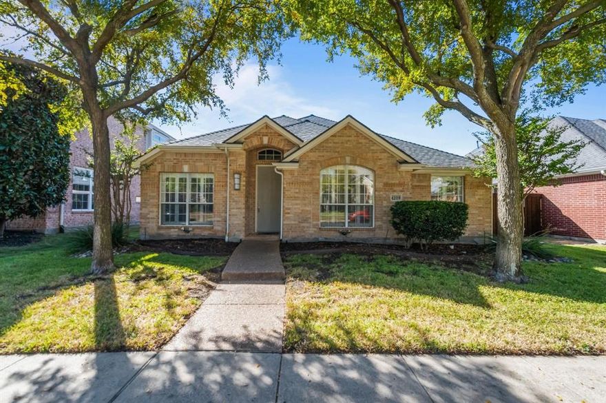 Beautifully updated in contemporary, crisp choices with today's popular paint tones this home is located in the prestigious gated community of Heritage Lakes with pool, splash pad, trails, playground & more. Island kitchen at heart of home with skylight, breakfast bar, soft close cabinets & drawers, subway tile backsplash with glass mosaic accent, stainless steel appliances & coordinating range hood. Family room with built ins & double doors leading to private backyard with pavestone patio & board-on-board cedar fence. Living tucked off of foyer makes great main dining or office. Striking modern lighting thru. Breakfast room with built in long bench. Owners retreat with jetted tub, separate tiled shower, dual sinks & WIC. Beds 2 & 3 split from primary bed with access to updated bath with walk-in oversized fully tiled shower. Laundry room with gas or electric dryer hook up. 13x10 tiled extra storage room in 2-car garage. Garage with sink. Other extras include sprinkler & refrigerator.