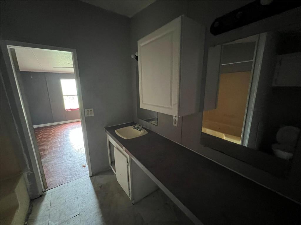 210 County Road 1015