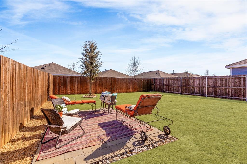 7424 Gray Wolf Lane