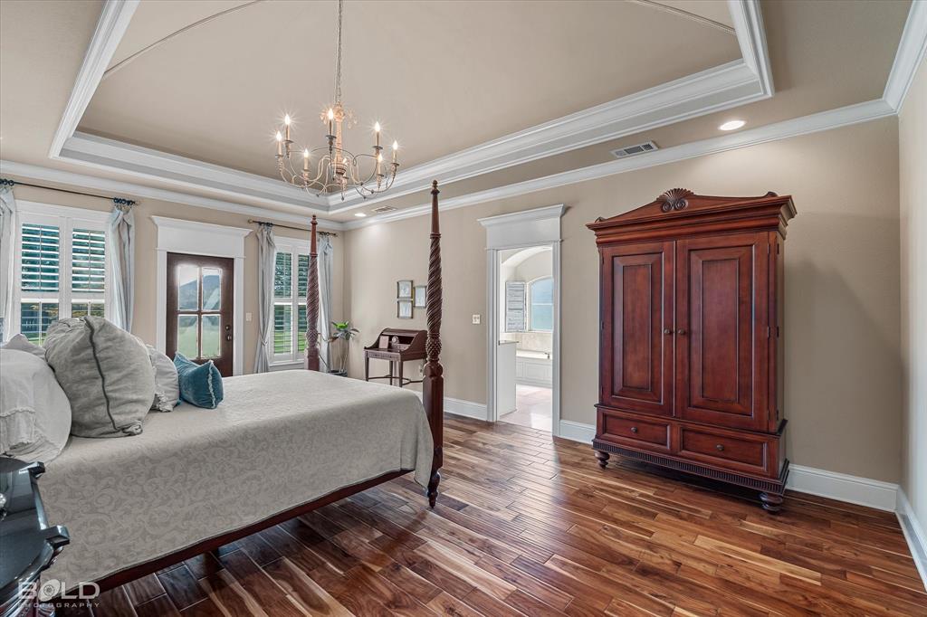 Le Maison Court - Residential