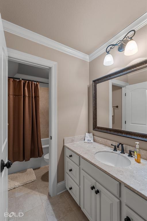 Le Maison Court - Residential