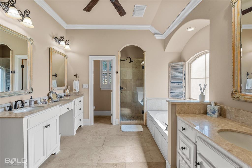 Le Maison Court - Residential