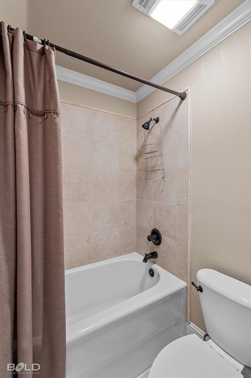 Le Maison Court - Residential