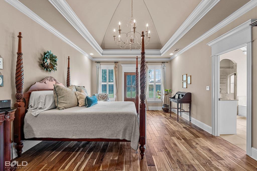 Le Maison Court - Residential