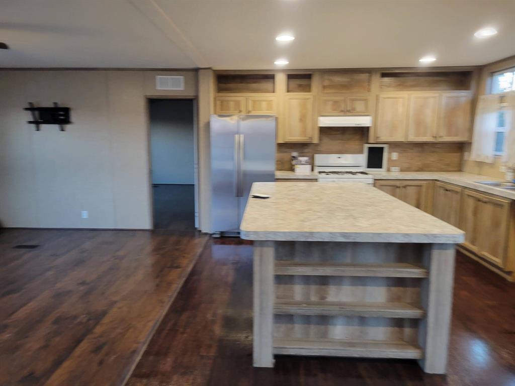 S Howell Surv Abs #555 - Residential