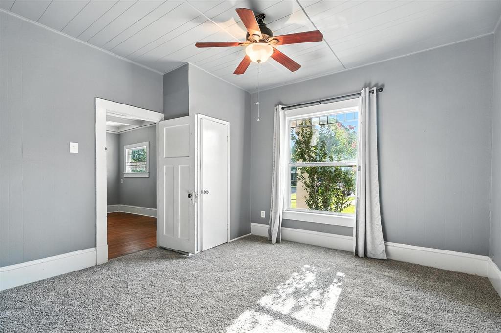 Henry Sayles Of Harris - Residential