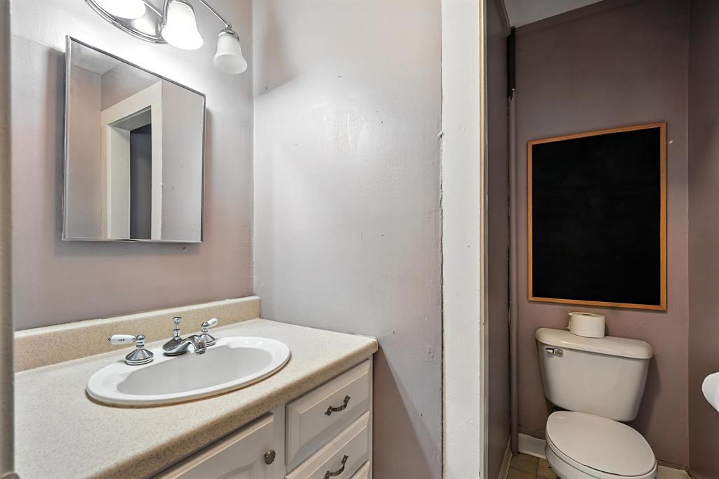 Henry Sayles Of Harris - Residential