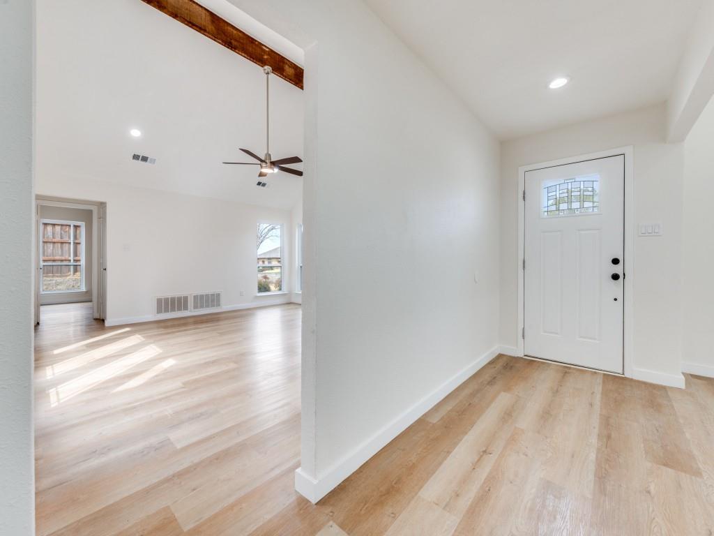 1129 Yorkshire Drive