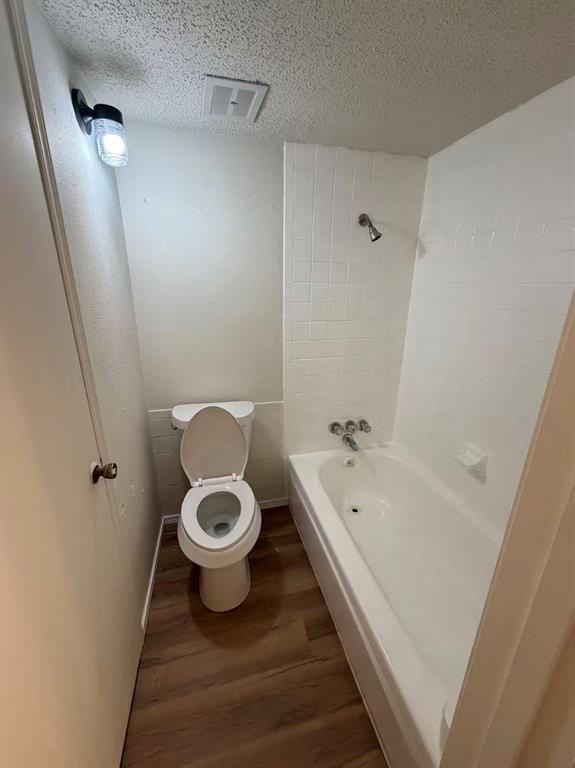 RICHARDSON LIFESTYLE TOWNHOMES - Residential