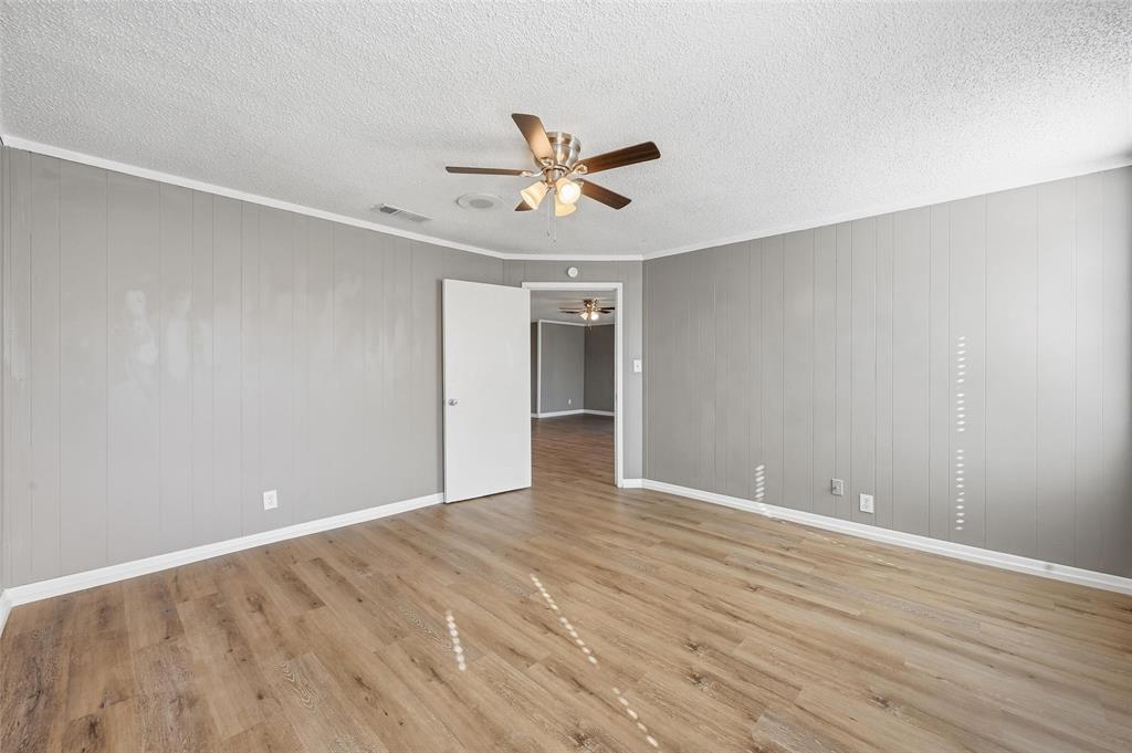 M E P & P RR CO SURVEY #33 - Residential Lease