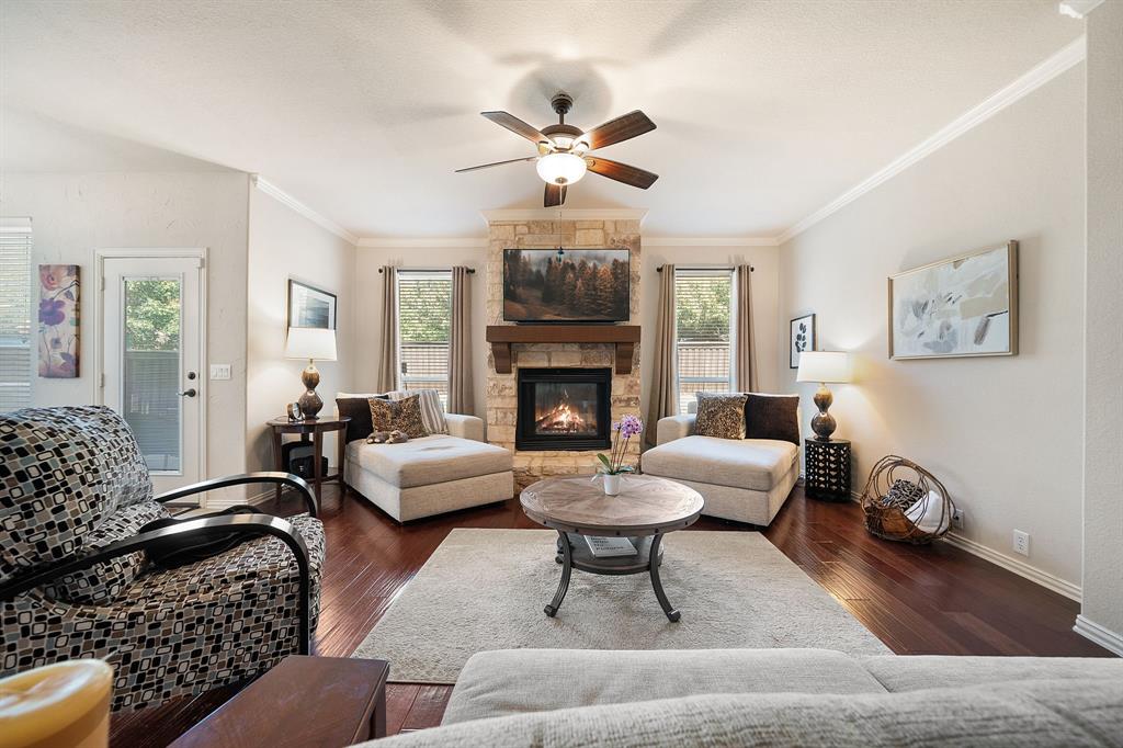 2420 Forest Gate Drive