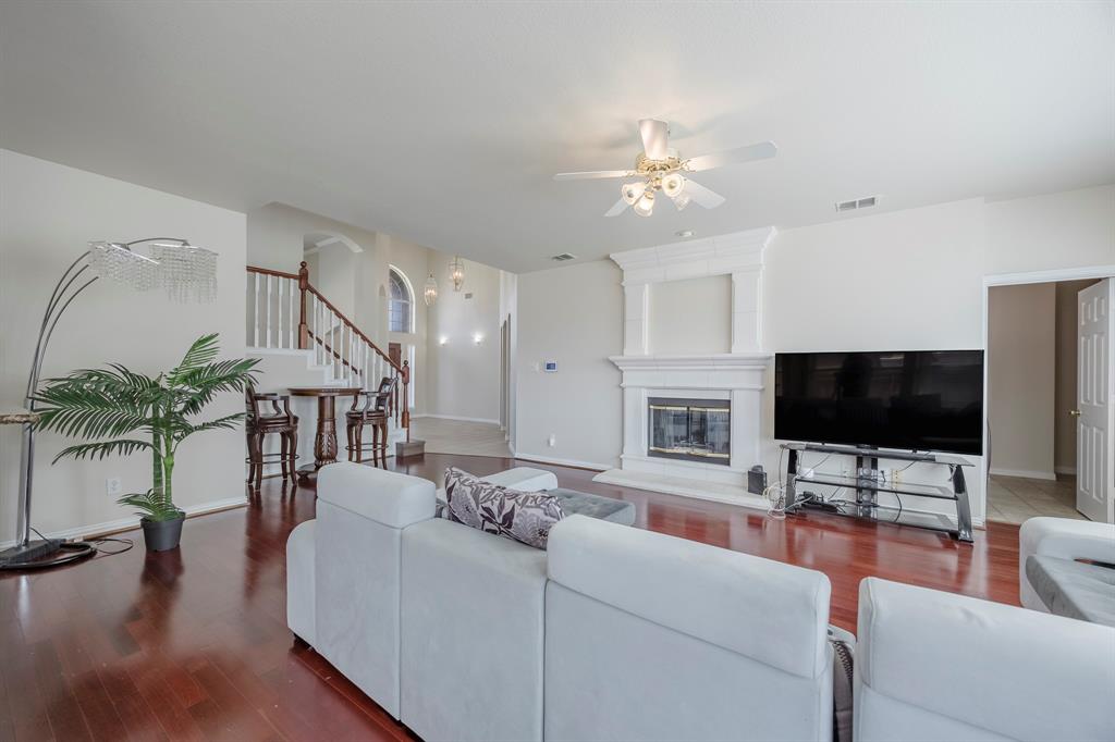 4305 Enfield Drive