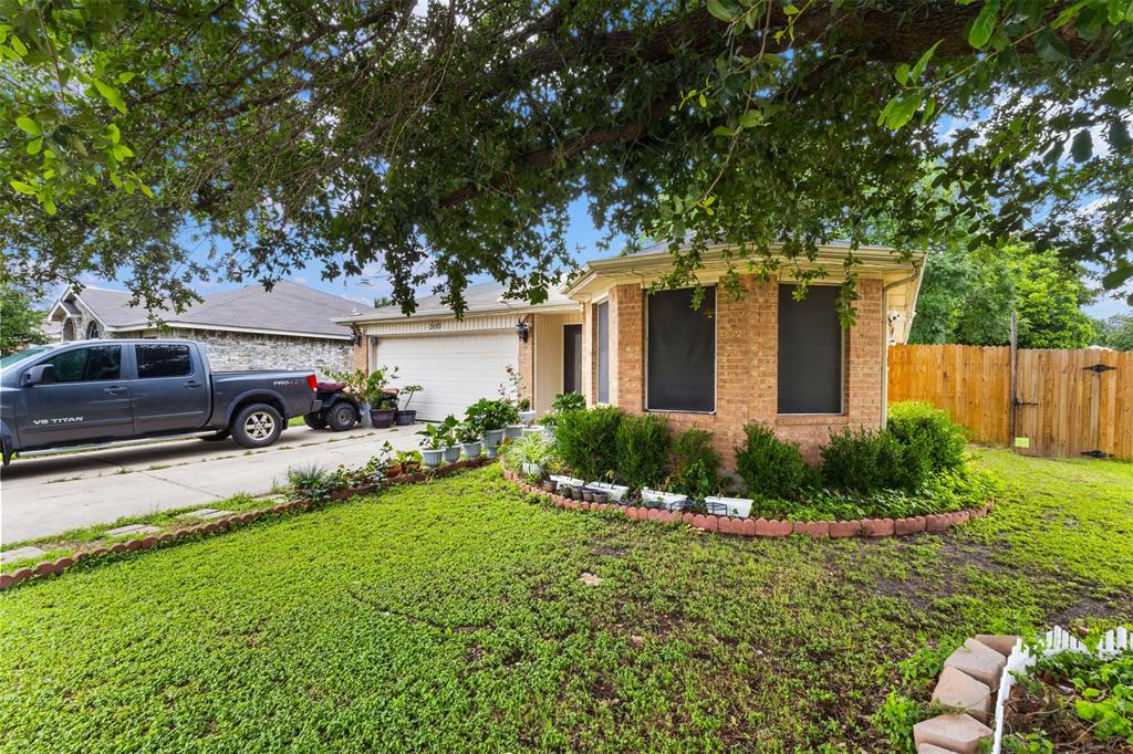 300 Comiskey Court