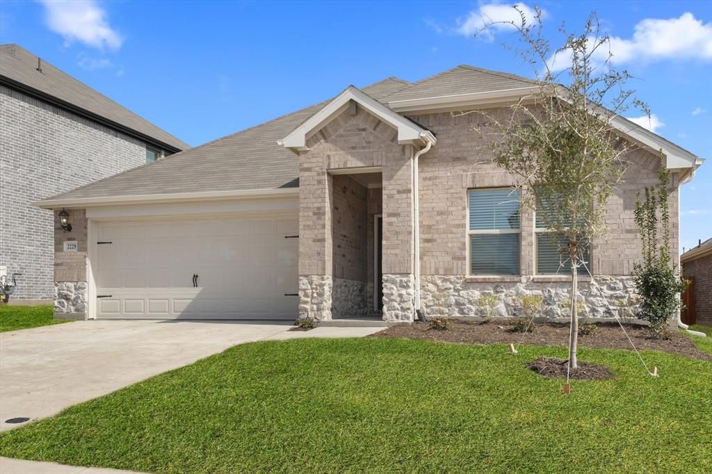 Photo of 2229 Mustang Way, Seagoville, TX 75159 (MLS # 21194072)