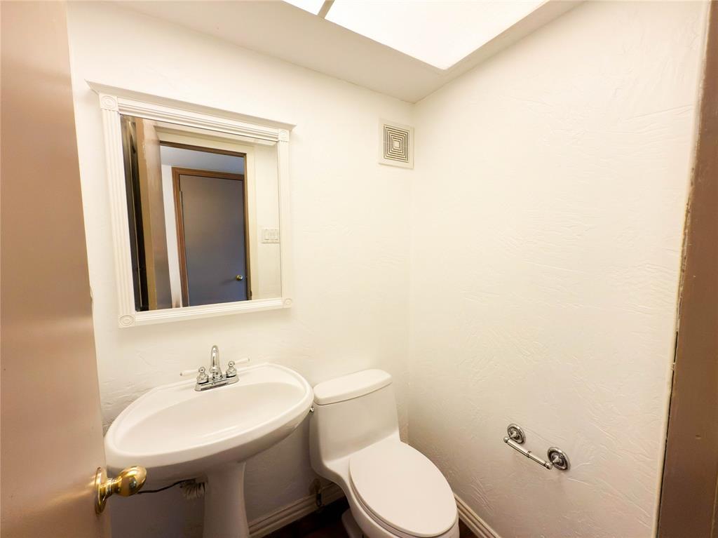 Barkley Square 05 - Residential Lease