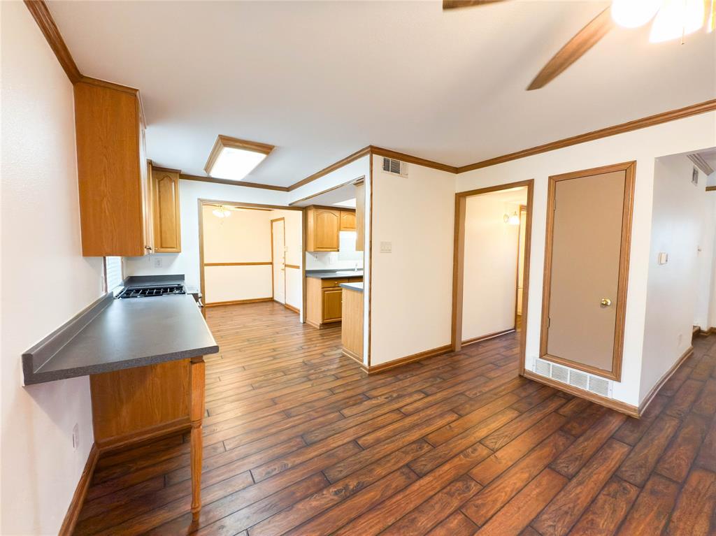 Barkley Square 05 - Residential Lease