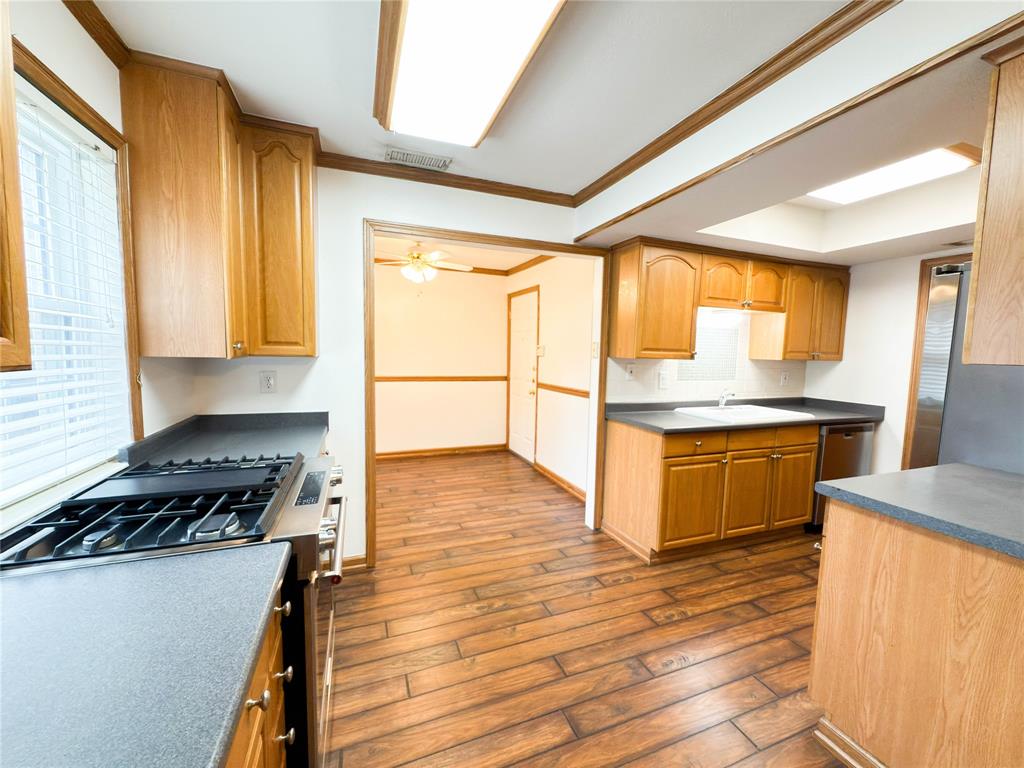 Barkley Square 05 - Residential Lease