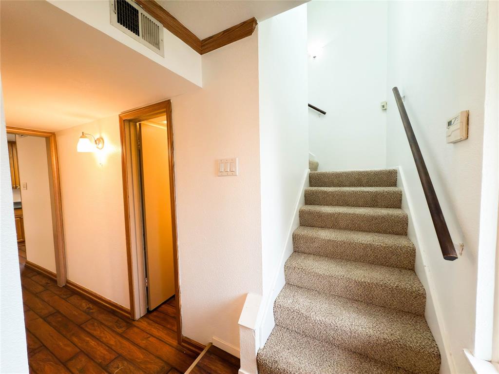 Barkley Square 05 - Residential Lease