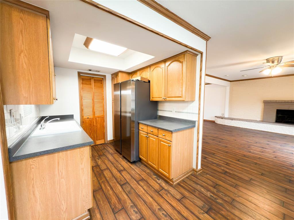 Barkley Square 05 - Residential Lease