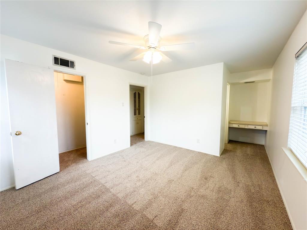 Barkley Square 05 - Residential Lease