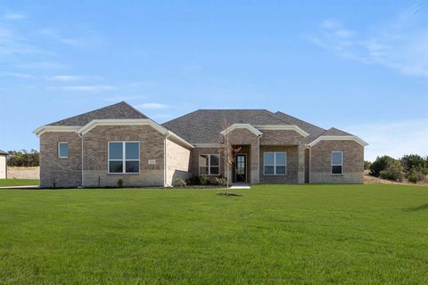 325 Slimp Bluff Azle TX 76020