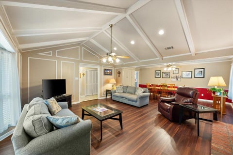 Tiny photo for 1001 Whispering Oak Court, Arlington, TX 76012 (MLS # 21395896)