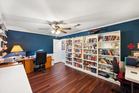 Tiny photo for 1001 Whispering Oak Court, Arlington, TX 76012 (MLS # 21395896)