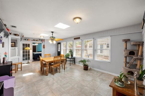 Tiny photo for 1001 Whispering Oak Court, Arlington, TX 76012 (MLS # 21395896)
