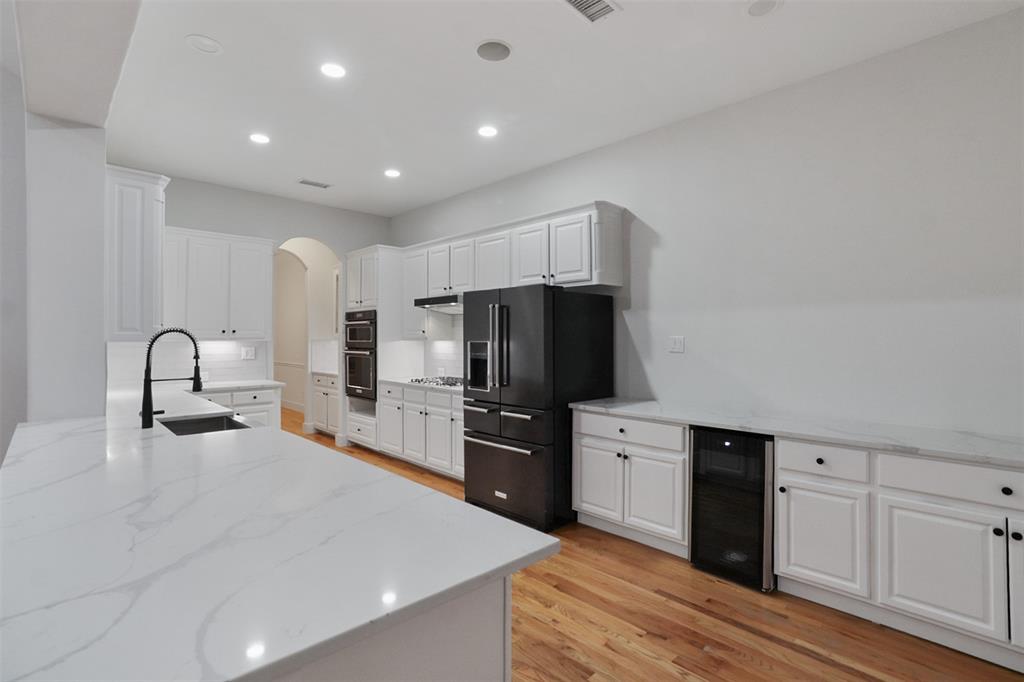 3342 Ricci Lane