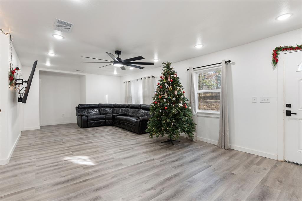 Whiskers Retreat Ph 2-2 - Residential