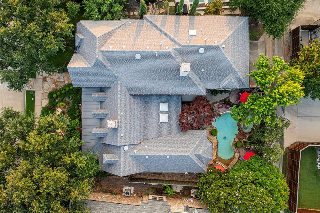 The Lakes On Legacy Drive Ph 2 - Residential