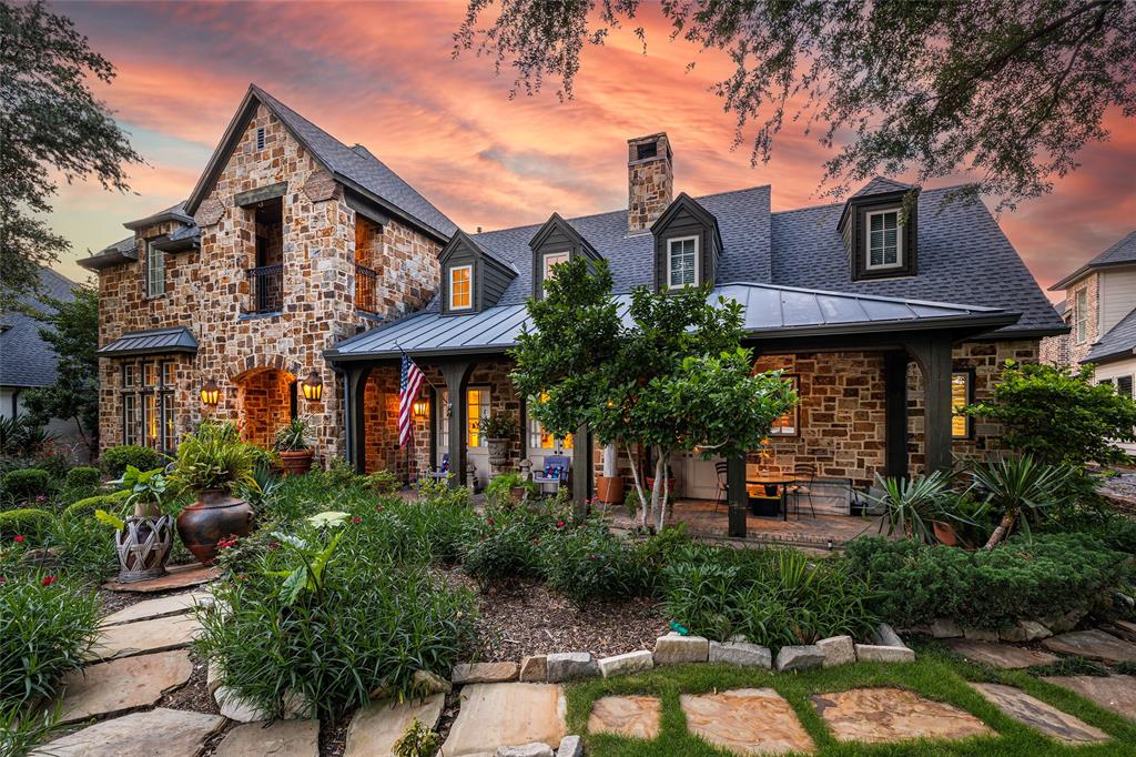 5332 Longvue Drive