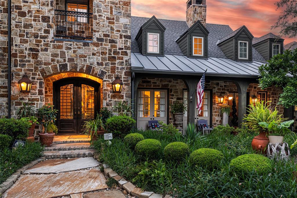 The Lakes On Legacy Drive Ph 2 - Residential