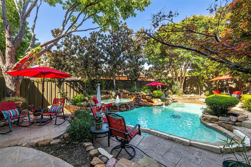 The Lakes On Legacy Drive Ph 2 - Residential