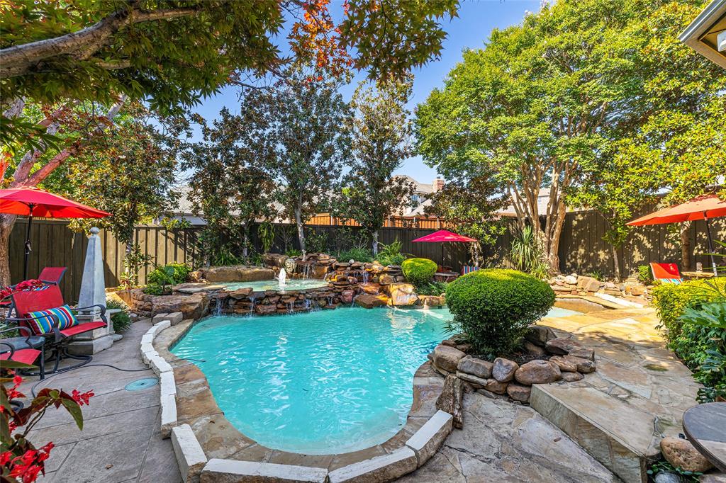 The Lakes On Legacy Drive Ph 2 - Residential