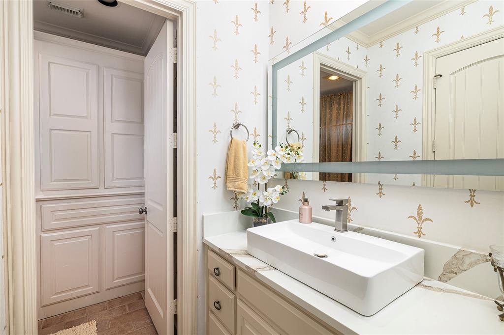 The Lakes On Legacy Drive Ph 2 - Residential