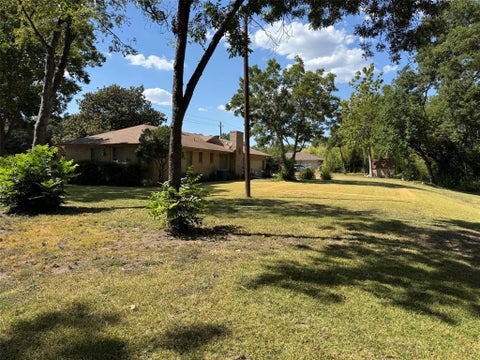 Photo of 1620 N Houston School Road, Lancaster, TX 75134 (MLS # 21365878)