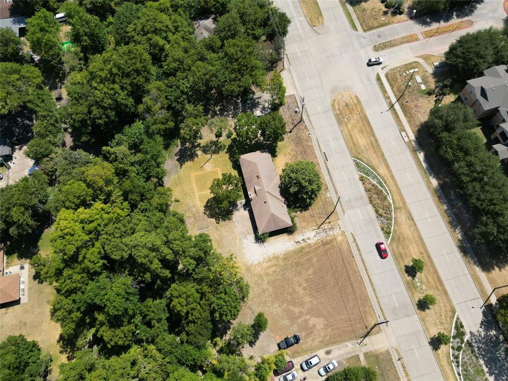 1620 N Houston School Road