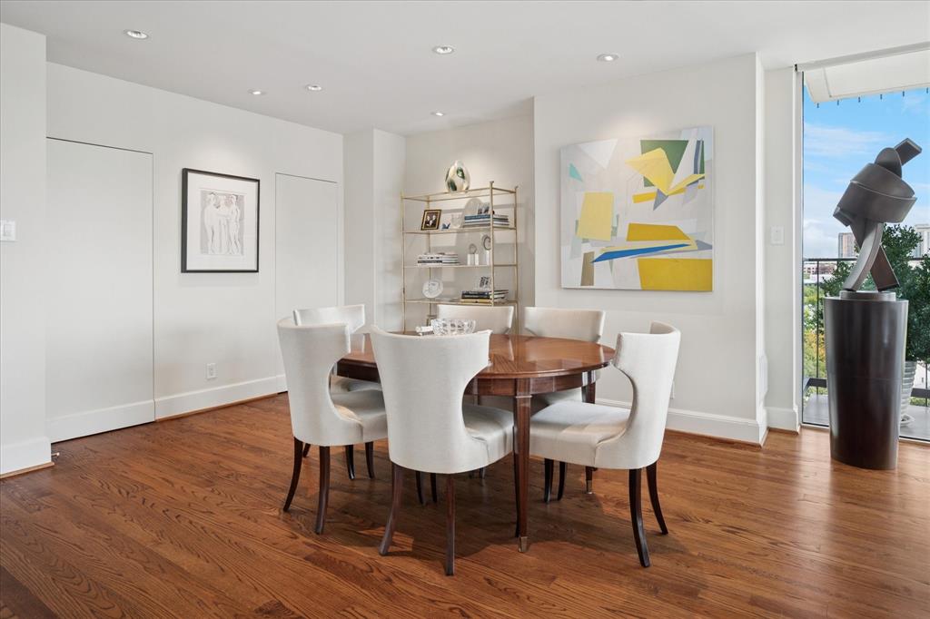 Park Towers - Residential