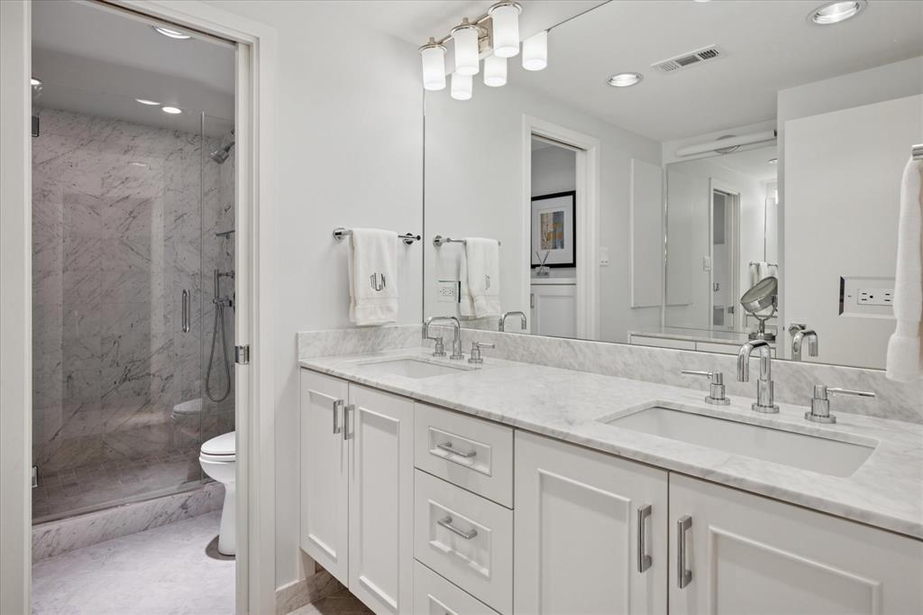 Park Towers - Residential