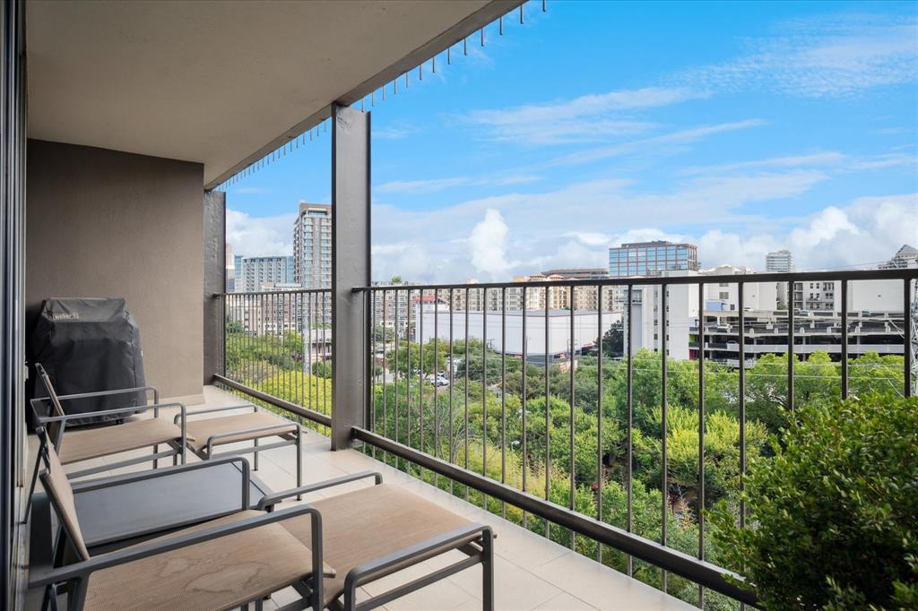 Park Towers - Residential