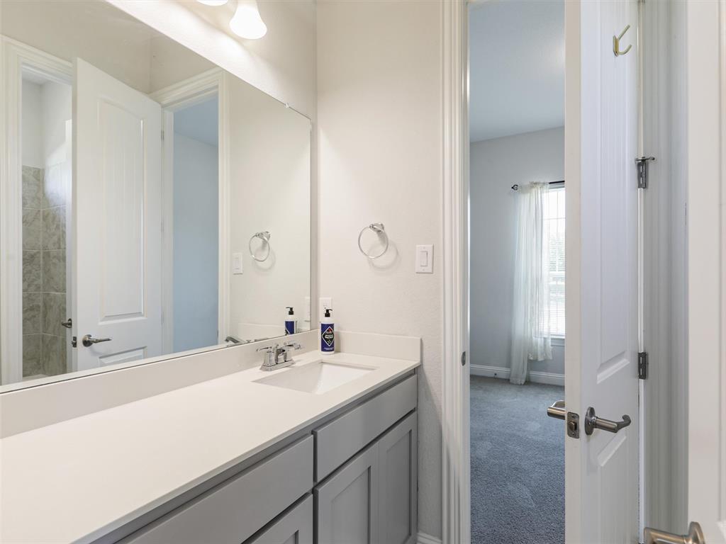 1100 Shoreline Ridge Court