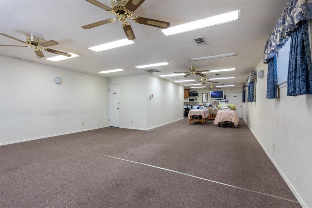 Shady Oaks Gardens Sub - Commercial Sale