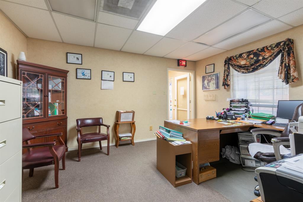 Shady Oaks Gardens Sub - Commercial Sale