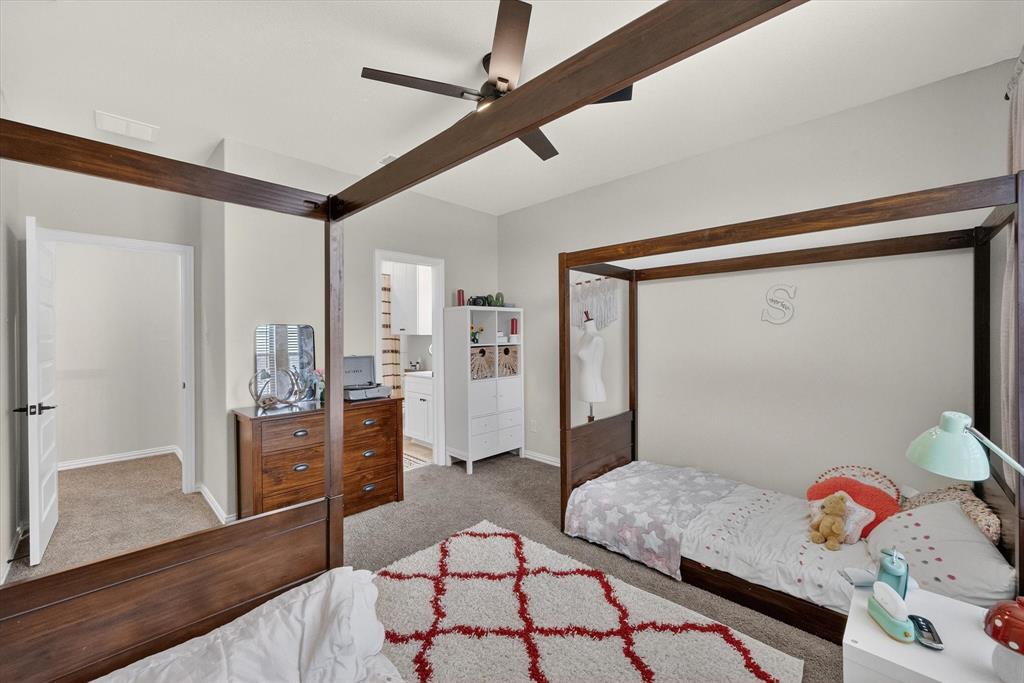 Oaks of North Grove - Residential