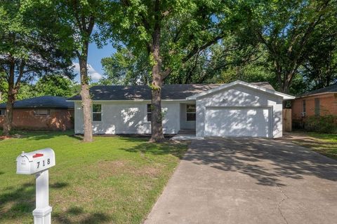 718 Judy Lane Seagoville TX 75159