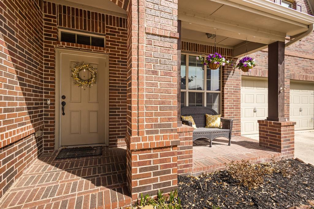 2501 Maple Stream Drive