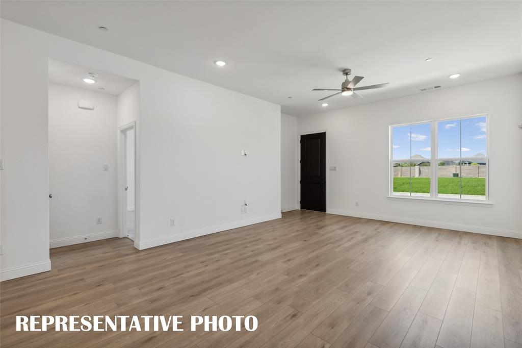 1022 Splitrock Drive